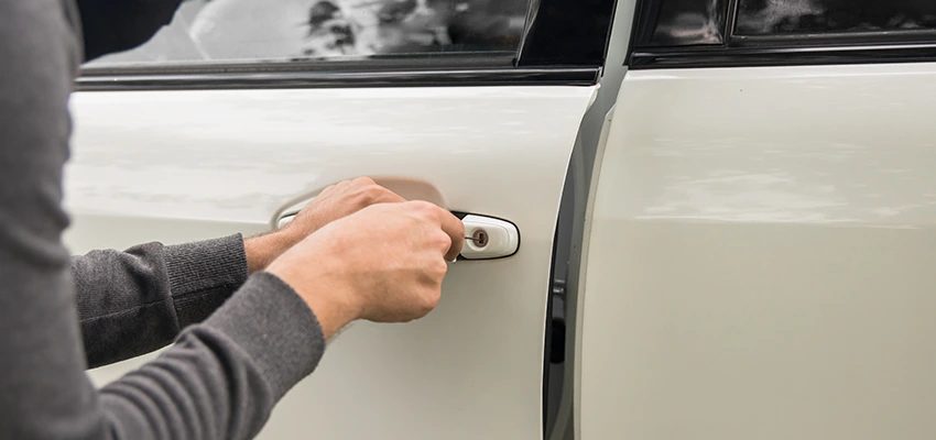 Unlock Car Door Service in Alton, IL